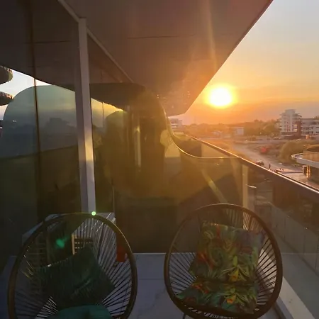 Ementi Deluxe Năvodari