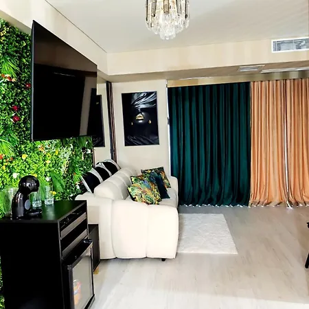 Ementi Deluxe Apartamento