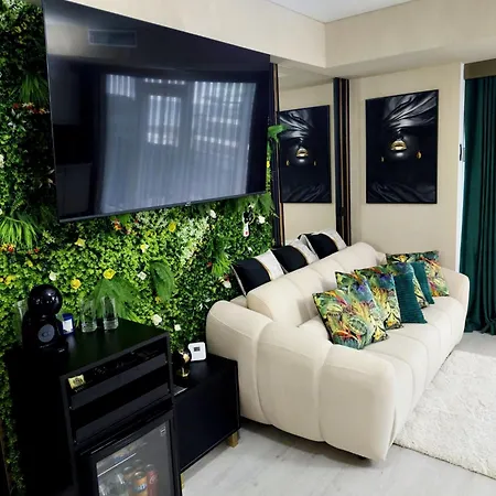 Ementi Deluxe * Năvodari