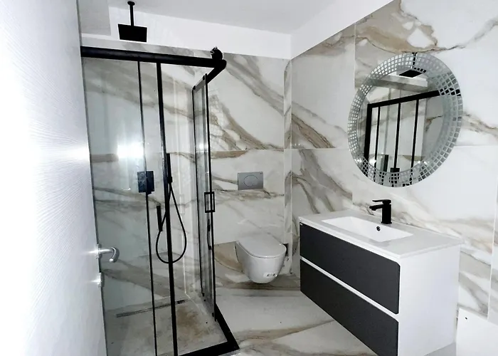 Ementi Deluxe * Năvodari